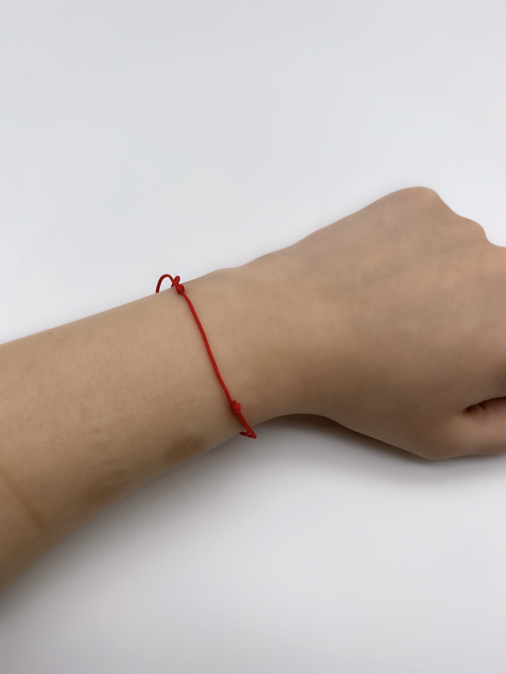 Meaning of red string bracelet How to wear it correctly